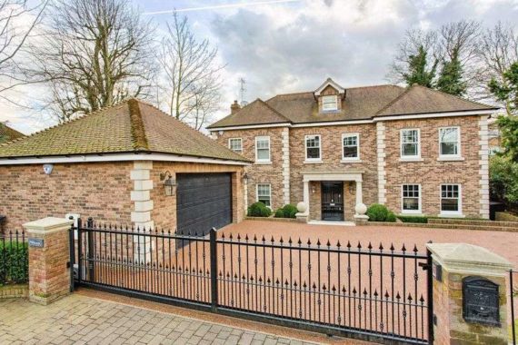 5 Bedroom Detached